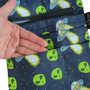 Alien Belted Pouch - Image 2